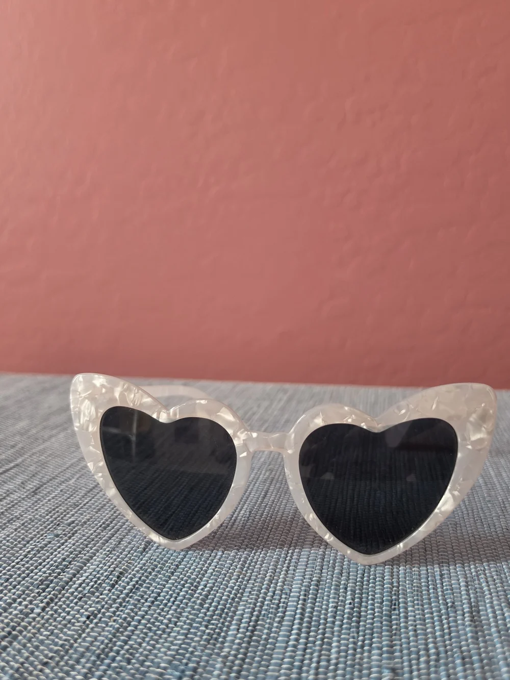 Pearlescent Heart-Shaped Sunglasses - Clear with Black Lenses